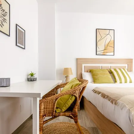 Wintowinrentals Your Home Steps From The Center Málaga Exterior foto